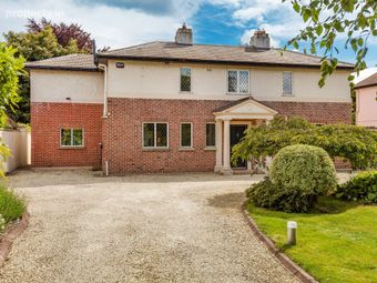 Corrby, 122 Howth Road, Howth, Dublin 13