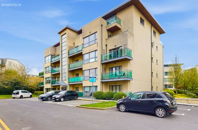 139 Fortunes Lawn, Citywest, Co. Dublin - Click to view photos