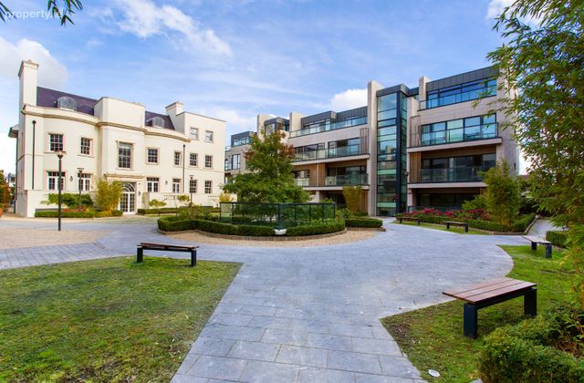 2 Bed Duplex, Howth Road, Raheny, Dublin 5 - Click to view photos