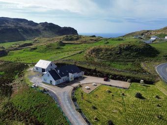 Slieve League House, Croaghlin, Teelin, Co. Donegal - Image 3