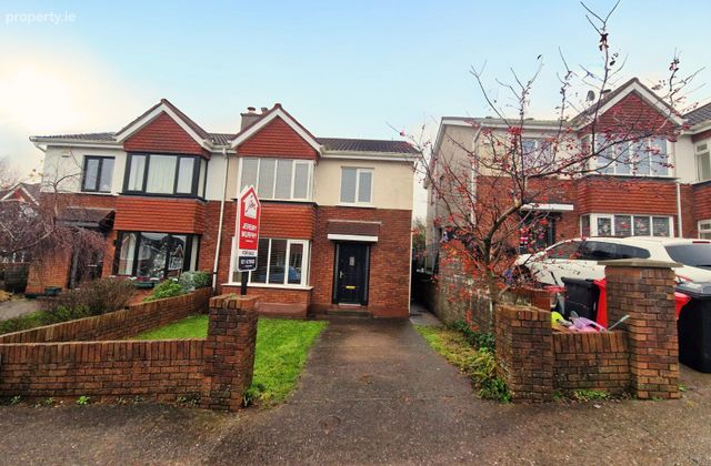 28 Fernwood Crescent, Lehenagh More, Doughcloyne, Co. Cork - Click to view photos