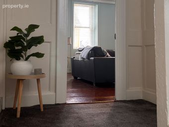 Apartment 2 , 4 Mulgrave Place, Cork City Centre, Co. Cork - Image 2