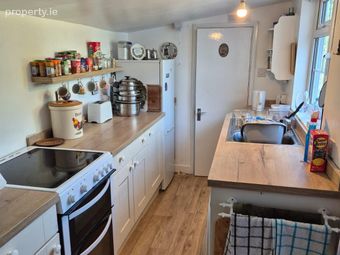 Little Ville Cottage, Moneygurney, Rochestown, Co. Cork - Image 3