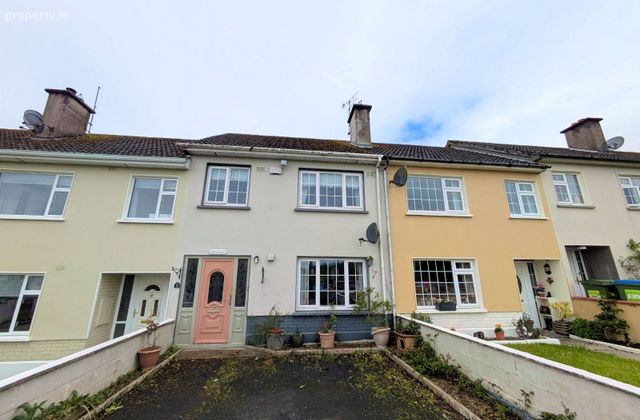8 Quay Road, Kildysart, Co. Clare - Click to view photos