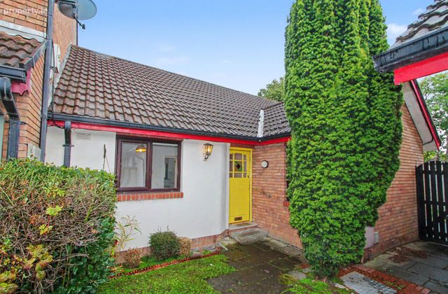 104 The Willows, Abberley, Killiney, Co. Dublin - Click to view photos