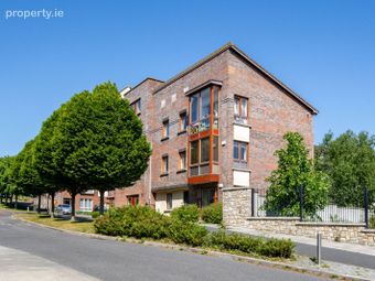 2f Belarmine Court, Belarmine, Stepaside, Dublin 18