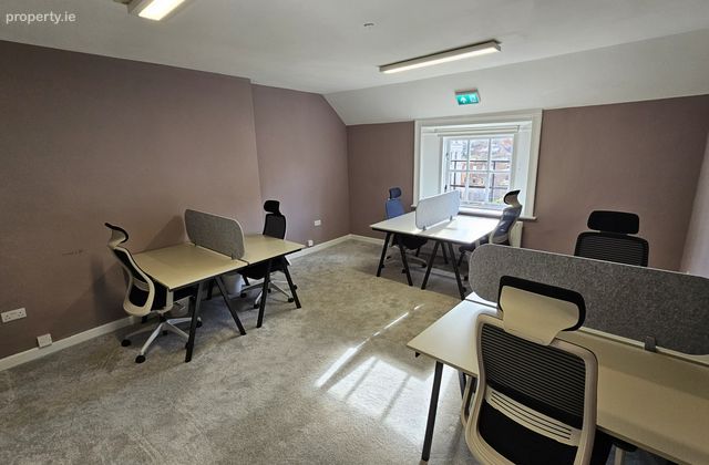 39.40 Mount Street Upper, Dublin 2 - Click to view photos