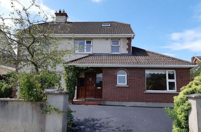 14 Stradbally Close, Castleconnell, Limerick, Castleconnell, Co. Limerick - Click to view photos