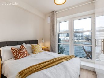 Apartment 31, Block A, The Waterside, Grand Canal Dock, Dublin 4 - Image 4