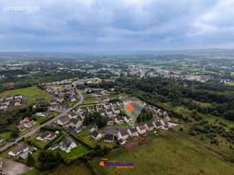 19 Castle Gardens, Drumboe Lower, Stranorlar, Ballybofey, Co. Donegal - Image 2