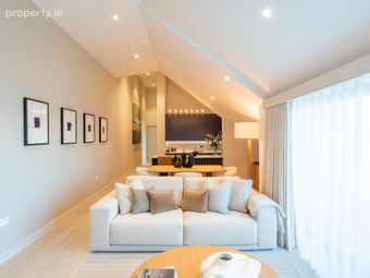 3 Bedroom Penthouse, Dublin 4 - Image 4