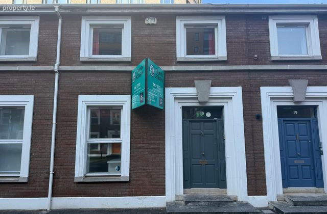 18 Clanwilliam Square, Grand Canal Quay, Dublin 2, Dublin 2 - Click to view photos