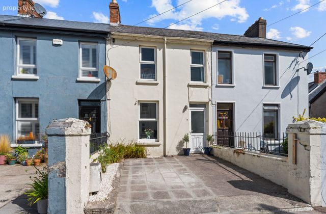 14 Maymount, Friars Walk, Turners Cross, Co. Cork - Click to view photos