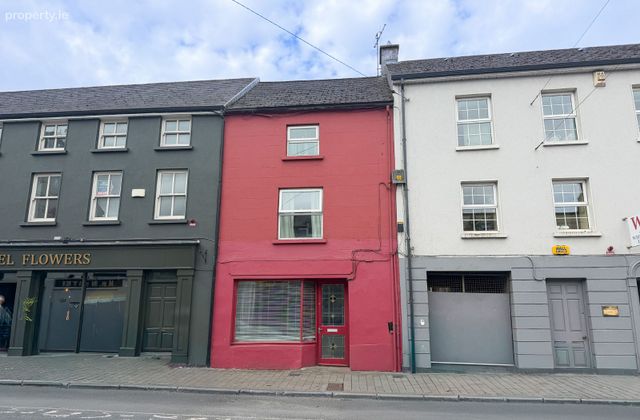 Clyda, Friar Street, Cashel, Co. Tipperary - Click to view photos
