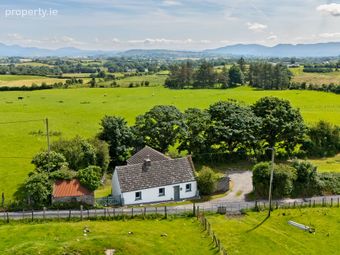 Cairn View Cottage, Knocknarea, Strandhill, Co. Sligo, Strandhill, Co. Sligo - Image 2
