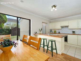 30 Castleknock Rise, Laurel Lodge, Castleknock, Dublin 15 - Image 2