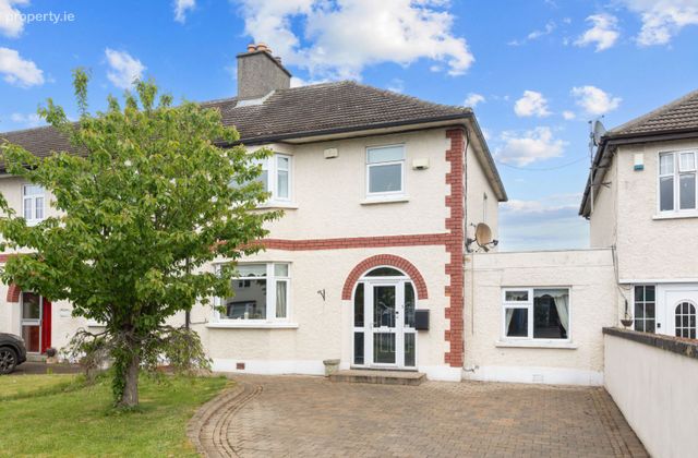 120 Collins Avenue, Dublin 9, Whitehall, Dublin 9 - Click to view photos