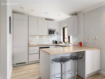 64 Lansdowne Village, Sandymount, Sandymount, Dublin 4 - Image 4