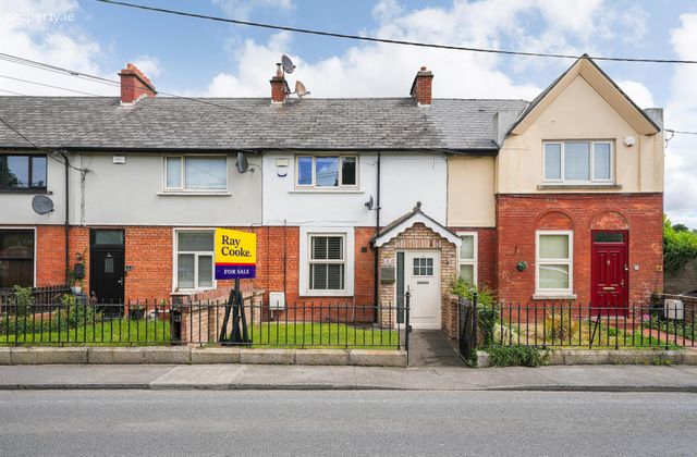 2 Leinster Terrace, Clondalkin, Dublin 22, Clondalkin, Dublin 22 - Click to view photos