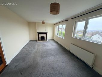 27 Elm Drive, Shamrock Lawn, Douglas, Co. Cork - Image 4