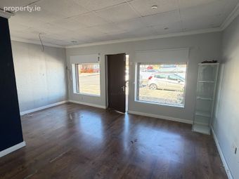 65 Saint Michaels Villas, Ennis, Ennis, Co. Clare - Image 2