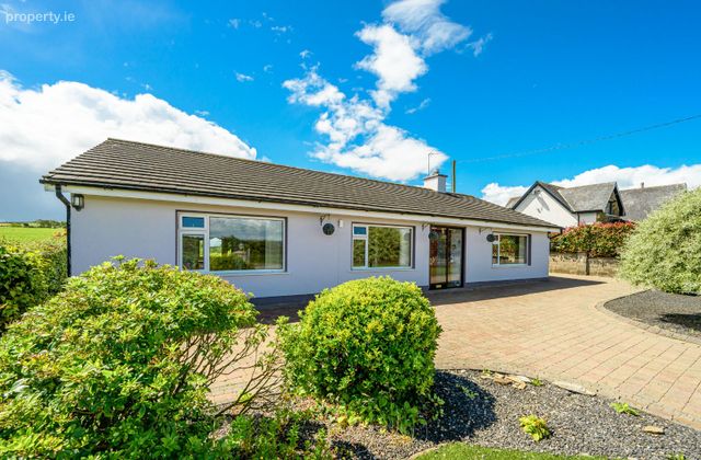 Shanagraigue, Carrigaline, Co. Cork - Click to view photos