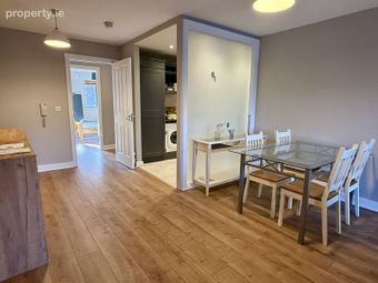 Apartment 9, Hyde Square, Kilmainham, Dublin 8 - Image 4