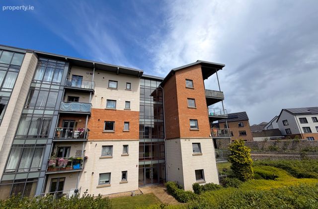 Apartment 301 The Glen, Clon Brugh, Aikens Village, Dublin 18 - Click to view photos