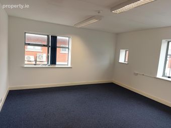 11c Watchhouse Cross Shopping Centre, Watchhouse Cross, Limerick, Thomondgate, Co. Limerick - Image 4