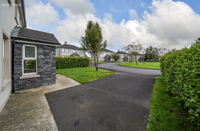 5 Stoneywood, Culdaff, Co. Donegal - Click to view photos
