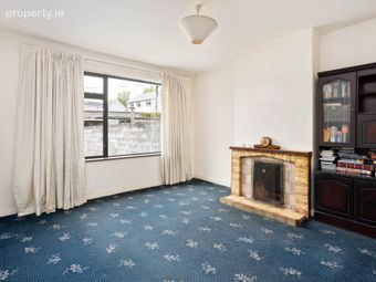 71 Sarsfield Park, Lucan, Co. Dublin, Lucan, Co. Dublin - Image 5