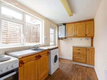 25 Saint Benedict's Gardens, Phibsborough, Dublin 7 - Image 5