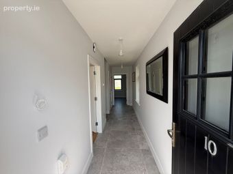 10 Bilberry Row, Abbey Fort, Kinsale, Co. Cork - Image 4