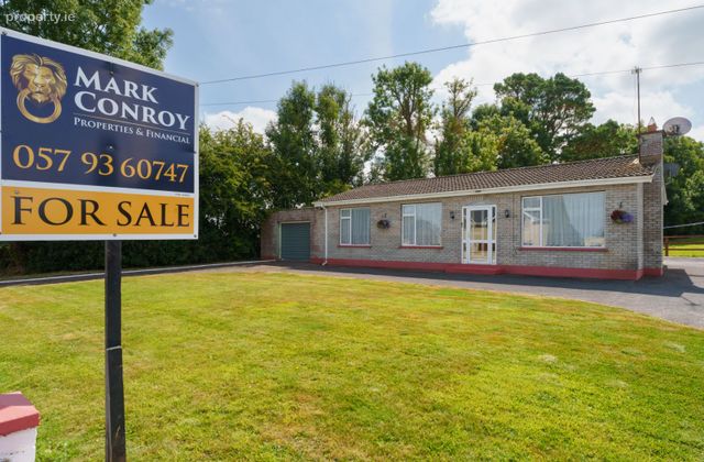 Edenderry Road, Rhode, Co. Offaly - Click to view photos