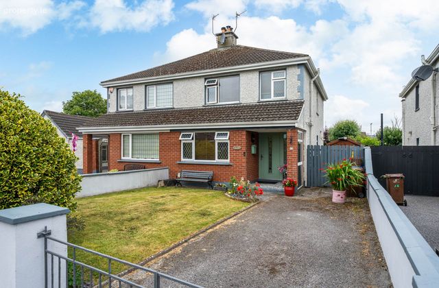 17 Ashfield Drive, Station Road, Ballinasloe, Co. Galway, Ballinasloe, Co. Galway - Click to view photos