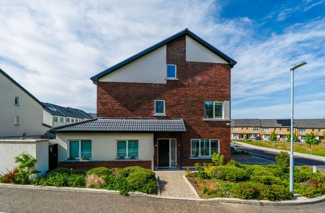 A Rated 4 Bed Home, Dublin 18, Leopardstown, Dublin 18 - Click to view photos