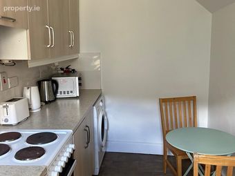 Apartment 2 , 4 Mulgrave Place, Cork City Centre, Co. Cork - Image 5