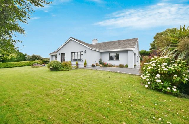 Auvane, Loughill West, Loughill, Co. Limerick - Click to view photos