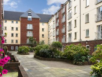 Apartment 183, Clifden Court, Arbour Hill, Dublin 7 - Image 2