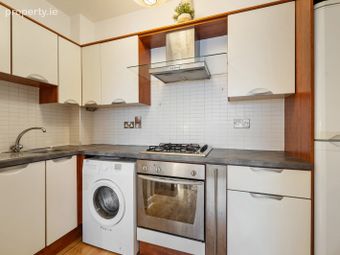 23 Bracken Hill, Sandyford, Dublin 18, Sandyford, Dublin 18 - Image 3