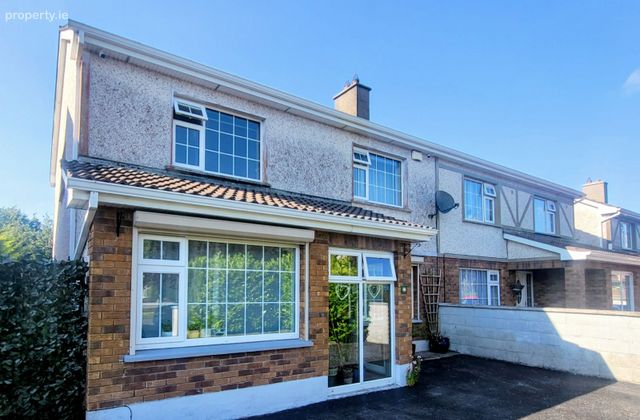 27 Ardnacassa Avenue, Ballinalee Road, Longford Town, Co. Longford - Click to view photos