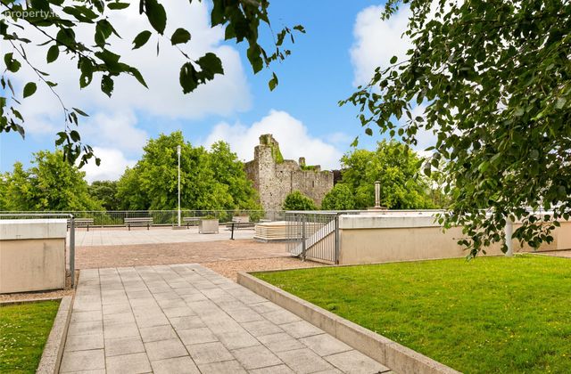 7 Earls Court, Lyreen Manor, Maynooth, Co. Kildare, Maynooth, Co. Kildare - Click to view photos