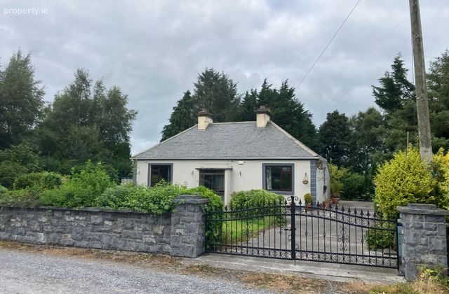 Carrowkeel North, Hollymount, Claremorris, Co. Mayo - Click to view photos