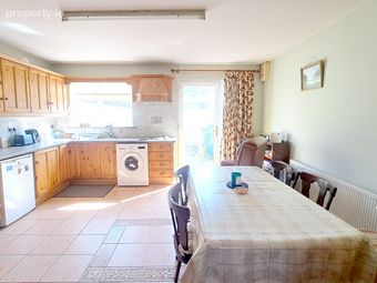 4 Star Crescent, Church Street, Mitchelstown, Co. Cork - Image 5