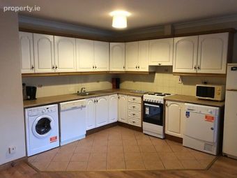 42 Tralee Marina Holiday Apartments, The Marina, Tralee, Co. Kerry - Image 2