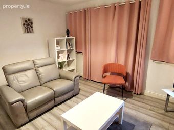 46 Hazelgrove, Blessington Road, Dublin 24 - Image 3