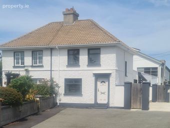 925 Moorefield Crescent, Newbridge, Co. Kildare