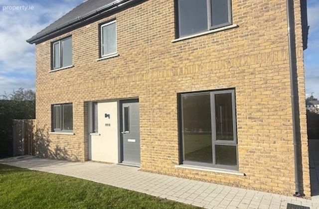 1 Swiftbanks Avenue, Saggart, Rathcoole, Co. Dublin - Click to view photos