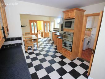 3 Botanic Road, Turners Cross, Co. Cork - Image 4