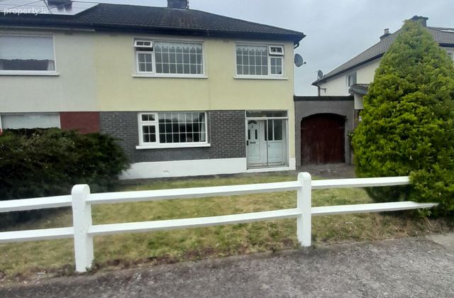 28 Castle Close Drive, Blarney, Starch Hill, Co. Cork - Click to view photos
